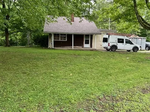 4716 State Road 32 E, Chesterfield, IN 46017