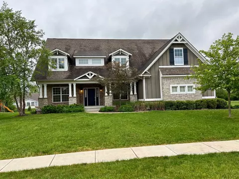 16542 Stonewolf Blvd, Noblesville, IN 46060