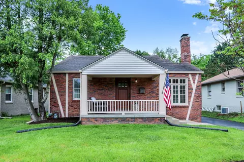 6727 Riverview Dr, Indianapolis, IN 46220
