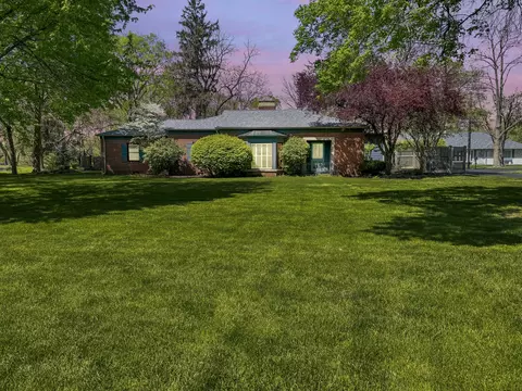 1620 S Riley Hwy, Shelbyville, IN 46176