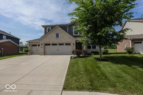 16403 Sedalia Dr, Fishers, IN 46040