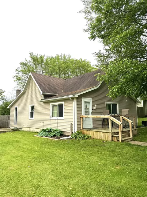 213 Vine St, Ladoga, IN 47954