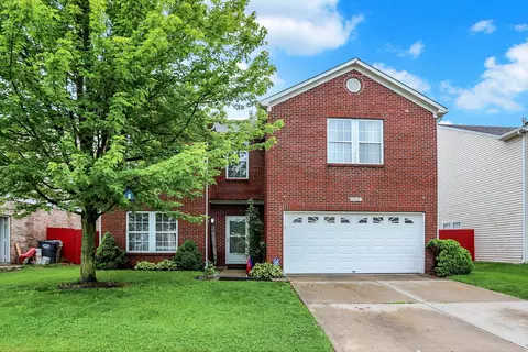 2917 Sentiment Ln, Greenwood, IN 46143
