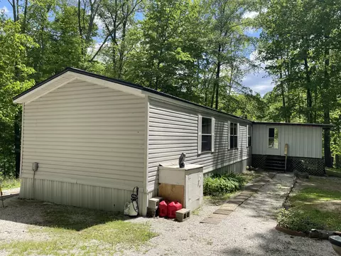 3692 Camelot Rd, Spencer, IN 47460