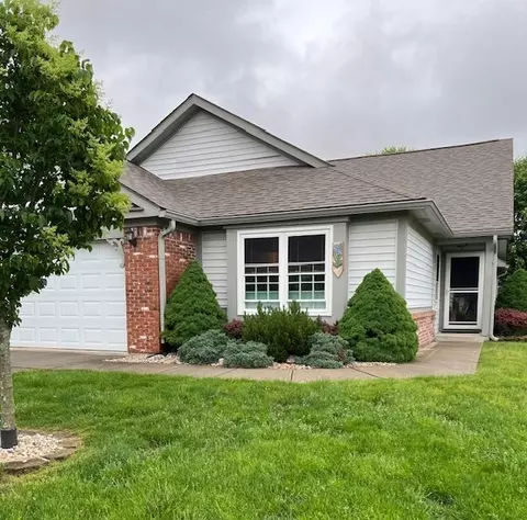 1213 Arlington Dr, Greenfield, IN 46140