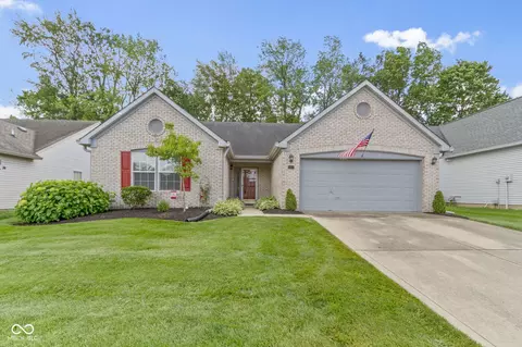 6035 Bristlecone Dr, Fishers, IN 46038