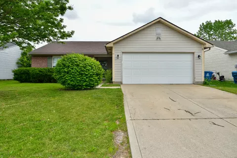 6215 Longmeadow Dr, Indianapolis, IN 46221