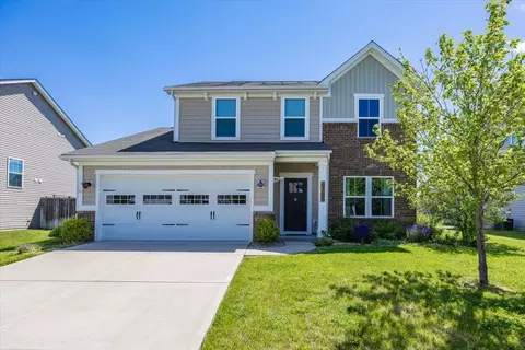 6721 School Branch Dr, Brownsburg, IN 46112