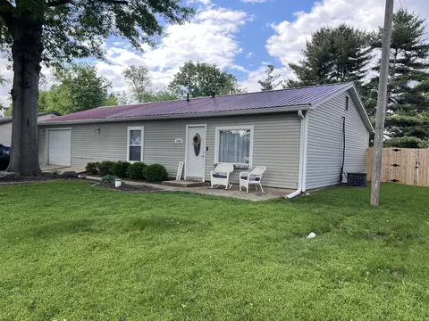 1936 Clay Ave, Terre Haute, IN 47805