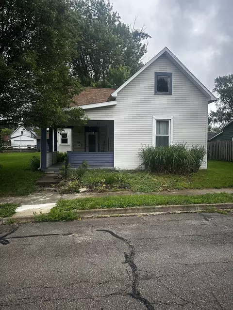 2500 S Vine St, Yorktown, IN 47396