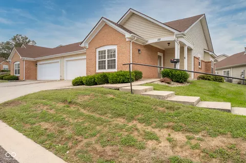 101 Autumn Gln N, Greencastle, IN 46135