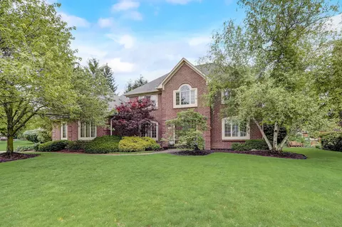 1366 Stoney Creek Cir, Carmel, IN 46032