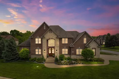 63 Hollaway Blvd, Brownsburg, IN 46112