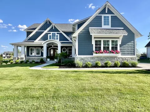 10683 Barrington Way, Zionsville, IN 46077