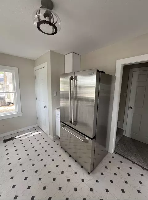 Kitchen - 228 E 29th St, Anderson, IN 46016 photo 6 of 6