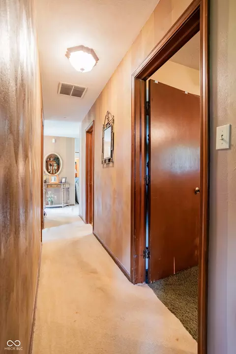 Entry Way - 9034 W Robin Rd, Middletown, IN 47356 photo 3 of 3