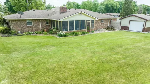 Exterior - 9034 W Robin Rd, Middletown, IN 47356 photo 4 of 14