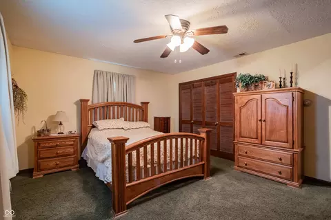 Bedroom - 9034 W Robin Rd, Middletown, IN 47356 photo 5 of 6