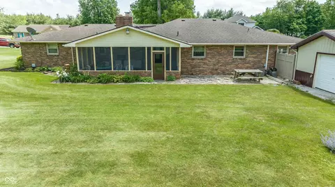 Exterior - 9034 W Robin Rd, Middletown, IN 47356 photo 3 of 14