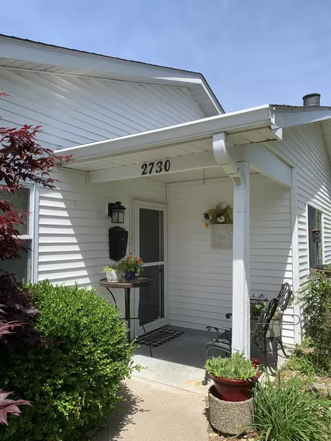 2730 Two Worlds Dr, Columbus, IN 47201