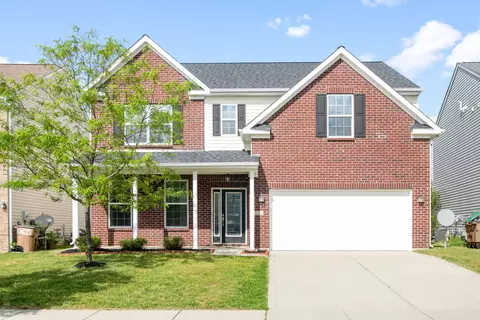 2070 Lakecrest Dr, Columbus, IN 47201