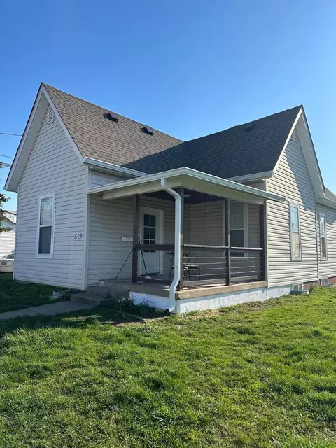 549 Wood St, Greenfield, IN 46140