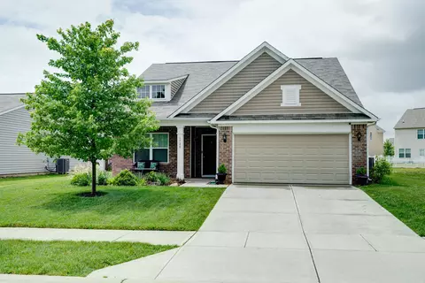 1720 Elderberry Dr, Indianapolis, IN 46234