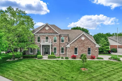 3672 Chancellor Dr, Greenwood, IN 46143