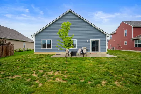 Exterior - 6613 Mayapple Dr, Pendleton, IN 46064 photo 4 of 6
