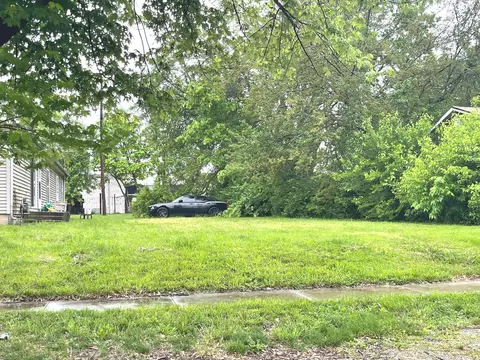 2340 Columbia Ave, Indianapolis, IN 46205