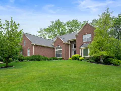 4310 Tally Ho Cir, Zionsville, IN 46077
