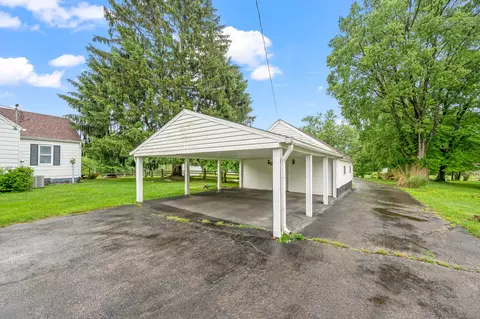 Exterior - 3570 E Stipp Rd, Bloomington, IN 47401 photo 6 of 12