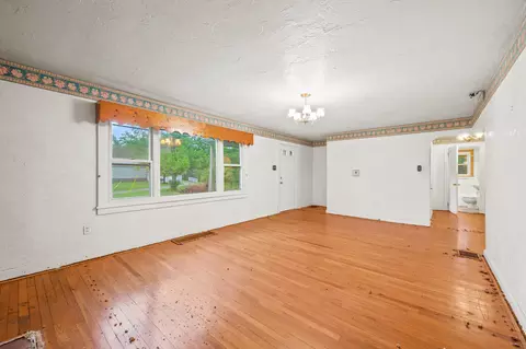 Living - 3570 E Stipp Rd, Bloomington, IN 47401 photo 5 of 6
