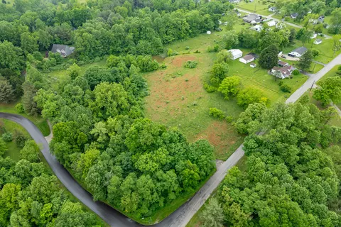 View/Area - 3570 E Stipp Rd, Bloomington, IN 47401 photo 7 of 22
