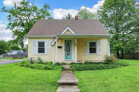 2135 Newton St, Columbus, IN 47201