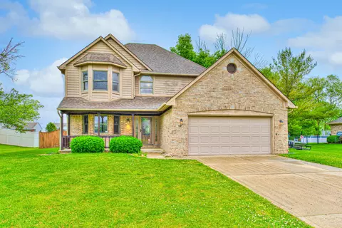 92 Park Forest Dr N, Whiteland, IN 46184