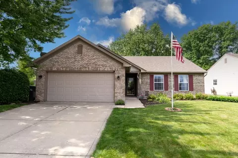 6145 Miller Woods Ln, Indianapolis, IN 46237