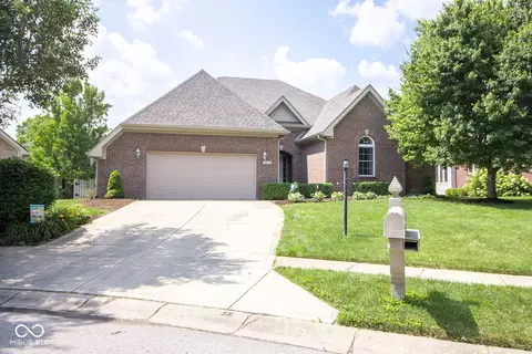 7072 English Oak Dr, Noblesville, IN 46062