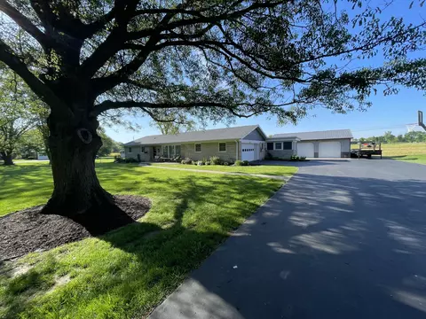 2215 Elizaville Rd, Lebanon, IN 46052