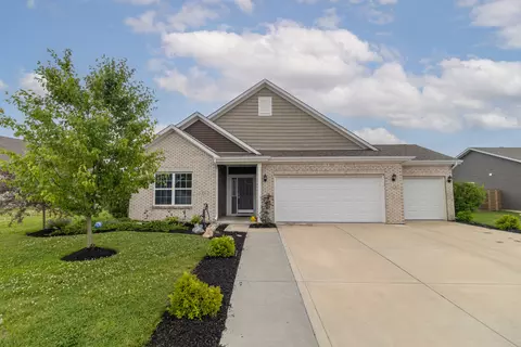 891 Bobtail Dr, Greenfield, IN 46140