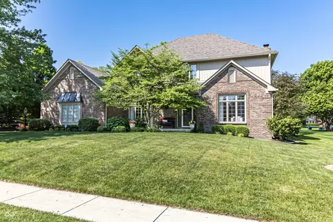 1160 Woodgate Dr, Carmel, IN 46033