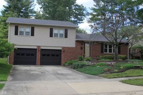 2020 Jolinda Dr, Columbus, IN 47203