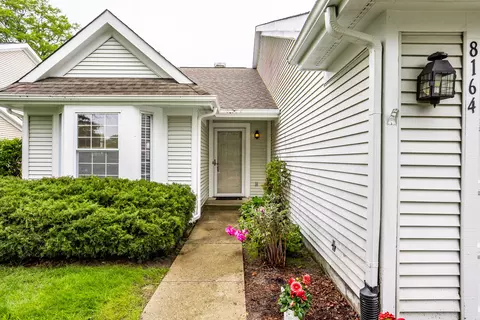 8164 Crook Dr N, Indianapolis, IN 46256