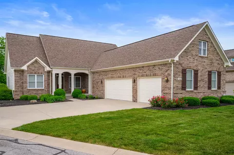 15404 Mission Hills Ct, Carmel, IN 46033