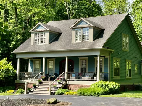 419 E Mill St E, Danville, IN 46122