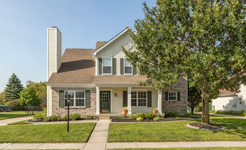 44 Carriage Lake Dr, Brownsburg, IN 46112