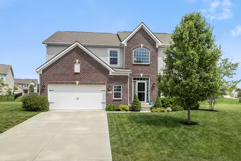 9689 N Lookout Ct, Mccordsville, IN 46055