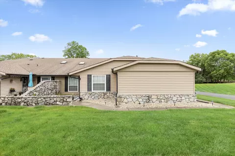 1001 Paradise Ct #C, Greenwood, IN 46143