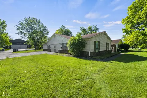 4814 London Dr, Indianapolis, IN 46254