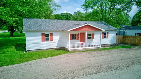 109 S West St, Sharpsville, IN 46068
